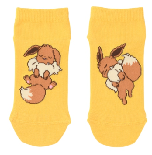 Pokemon “Lie down” collection, released June 2021   Ankle socks&ndash; 440 yenHair turban&ndash; 1,4