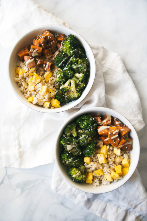 sweet potato buddha bowl w/almond butter dressing