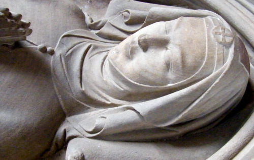 Tomb effigy of Gertrud von Altenberg (d. 1297)