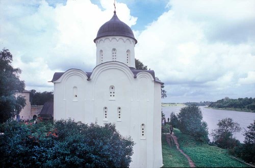 Staraya Lagoda (Leningrad Oblast, Russia, 1976):West wall of Staraya Lagoda Fortress, with Vorotnaya