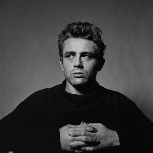 dicaprio-diaries:James Dean photographed by Roy Schatt, 1954