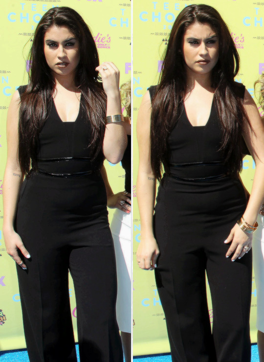 myfifthharmony:    Lauren Jauregui - Teen Choice Awards 2015 Blue Carpet   