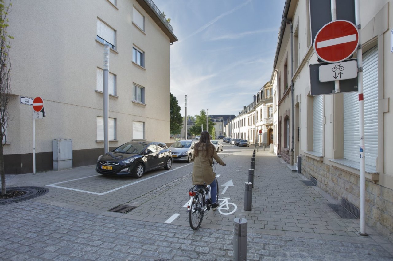 le biciclette possono andare nelle corsie preferenziali