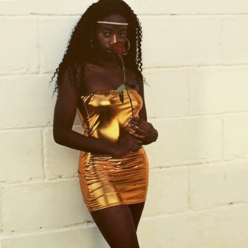 archives-of-mood-boards:  Darkskin women 👸🏿✨