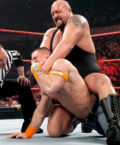 XXX bigfanpage:  COLOSSAL CLUTCH: Big Show vs photo