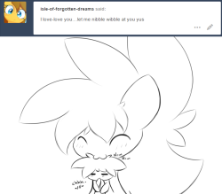 bleedshark:ehhhh =//w//=I love nibbles u//w//u