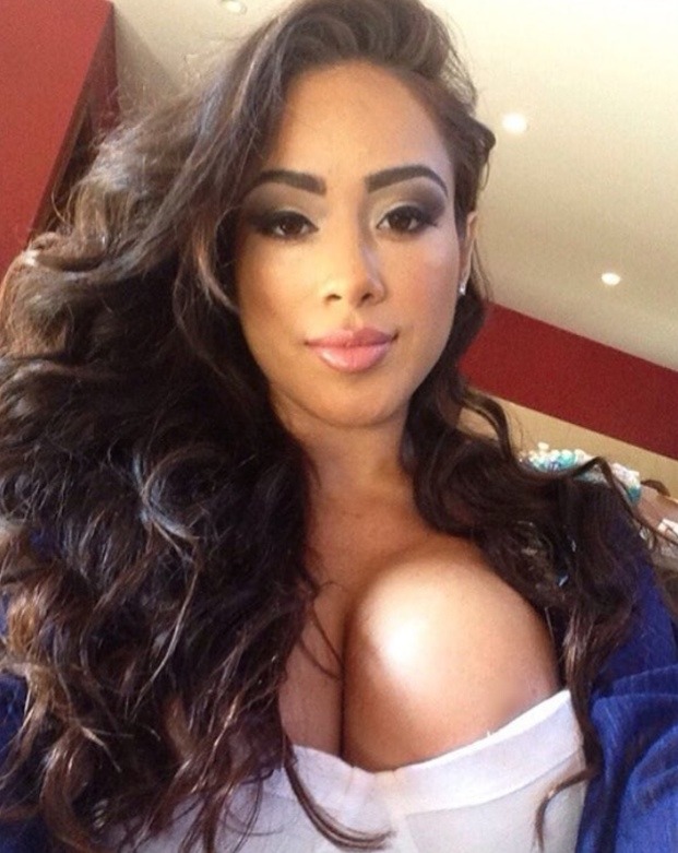 themenspage:  Jasmine Cadavid 