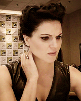 paelmoon:lovingonce:missdontcare-x:I’m a little bit in love with her.In the bottom gif, it loo