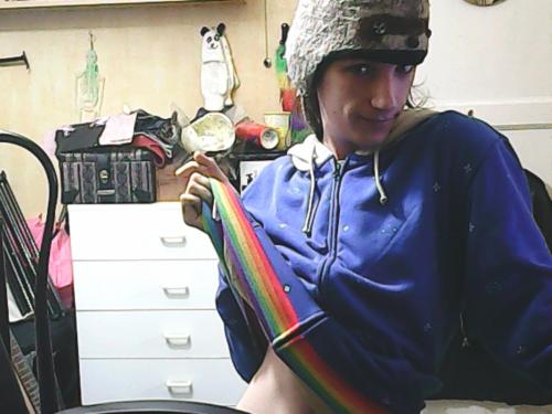 Did I mention I got a Nyancat hoodie? :33