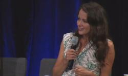 nicksno1girl:                  Amy Acker - SDCC 2015 - ‘Thrilling Adventure Hour’ panel