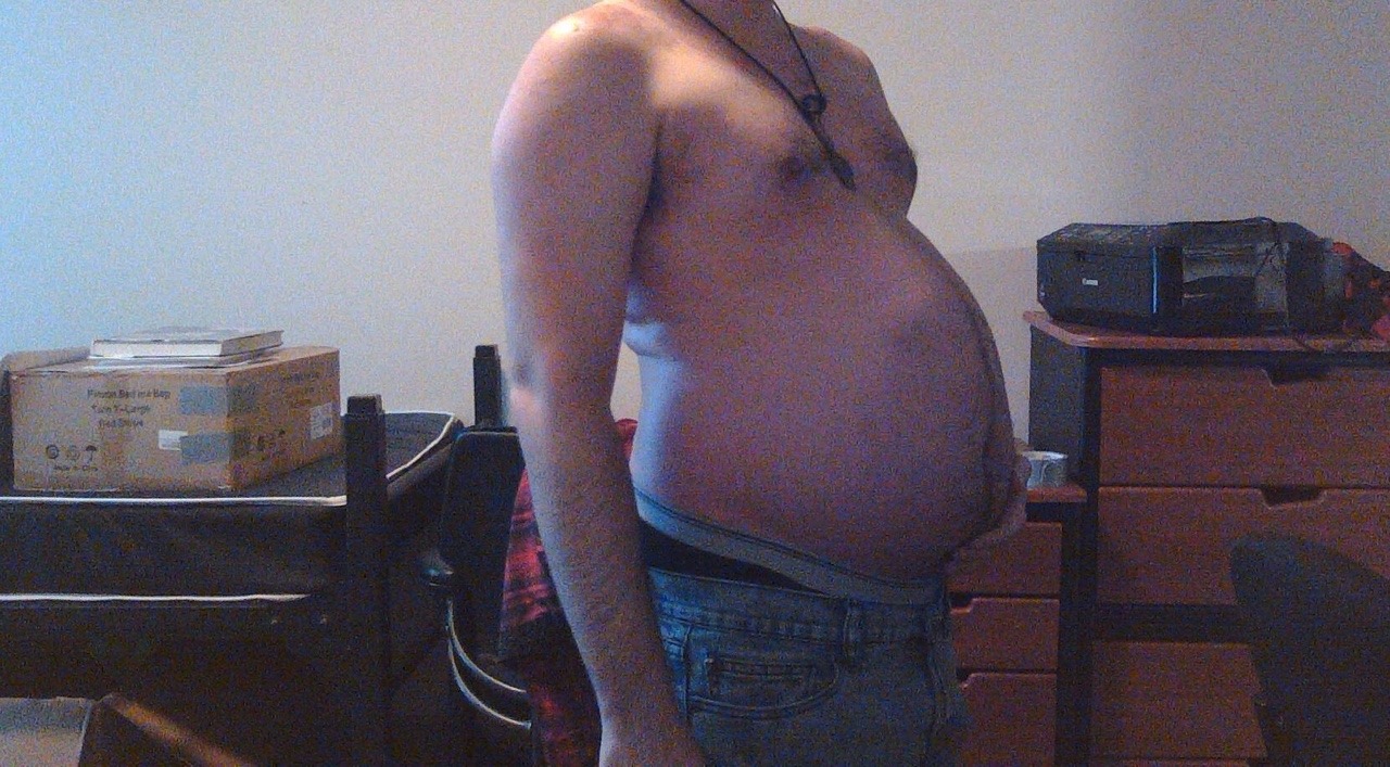 captainredfieldswifey:  bigwolfcakebelly:  I can’t seem to break 43&quot;.
