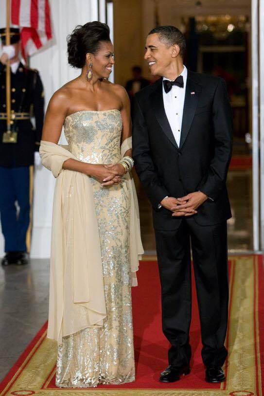 hustleinatrap:    Their first state dinner vs their final state dinner. He still