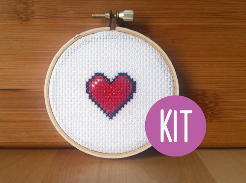 I was a busy little stitcher last week! I’ve been re-stitching old designs to get fresh samples and 