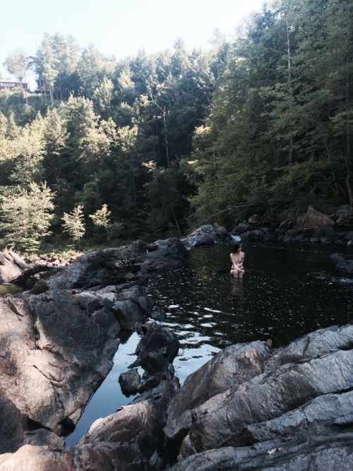 h-llowbody:  Forgot a swim suit today  ¯\_(ツ)_/¯