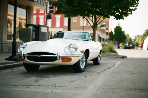 Jaguar E-Type by Thomas Struett on Flickr.