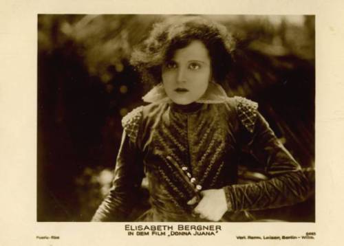 insearchofpaganhollywood: Elisabeth Bergner for Dona Juana (1927)