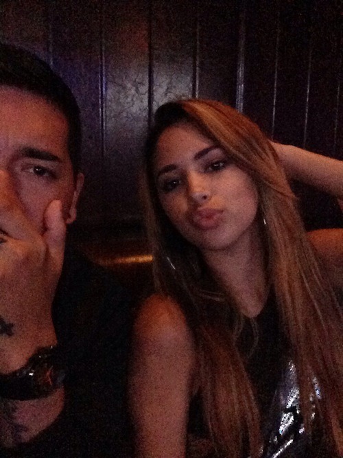 justmine93:  Therobswanson&rsquo;s #selfie on Shots 