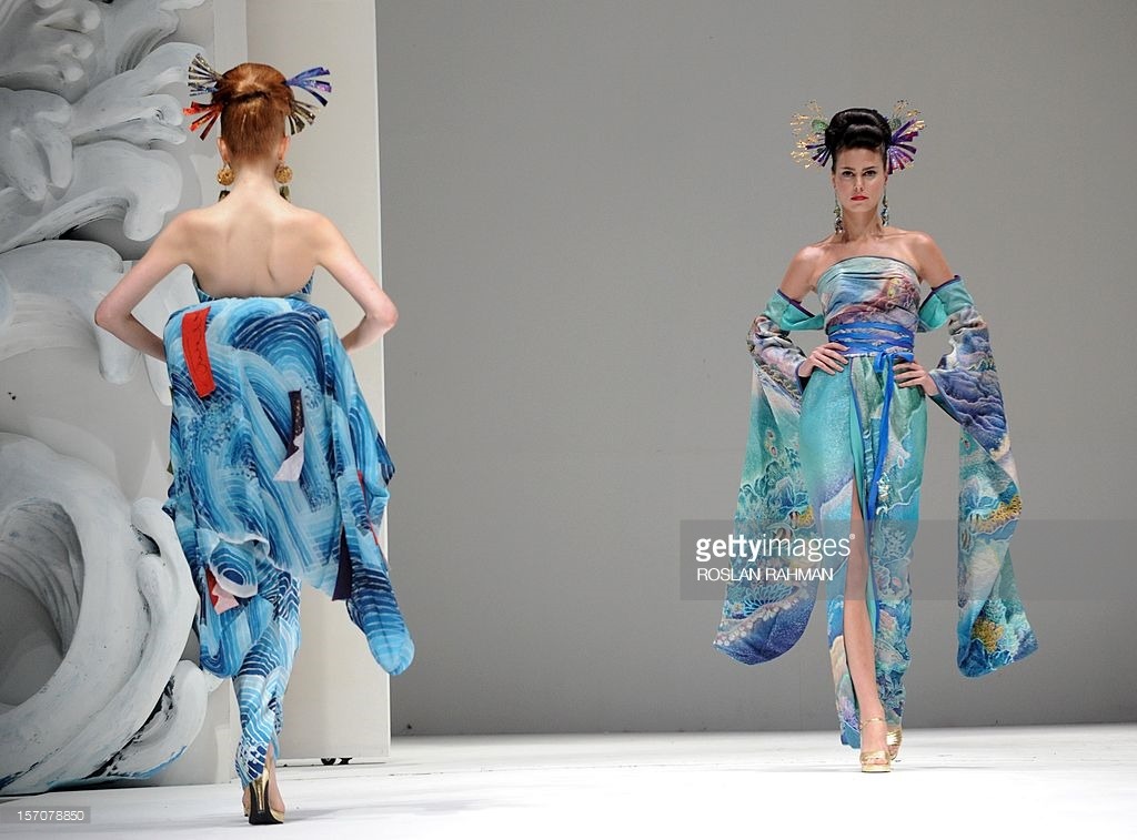 sartorialadventure:Yumi Katsura, fall 2012 (click to enlarge)