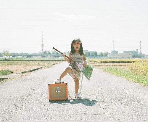 koikoikoi:Japanese Photographer Takes Imaginative &amp; Adorable Photos of His DaughterJapanese 