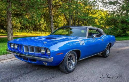 jacdurac:   1971 Plymouth Cuda Convertible 440-6/385 HP  