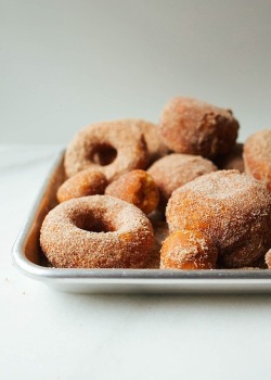 guardians-of-the-food:  Coffee Donuts