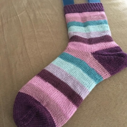 One must always have an on-the-go project. For me that is a pair of socks. I’ve been making steady p