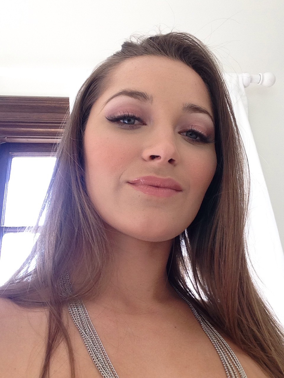 missdanidaniels:  #dailybush n stuff 