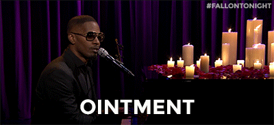 magistrate-of-mediocrity:barakot:fallontonight:All Jamie Foxx needs is a piano to make a list of uns