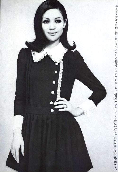 vintagefashionandbeauty:Page of a Japanese fashion magazine, c. late 1960s