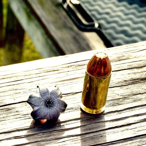 crowebar26:  The real way to make flowers. 😜 .45 auto