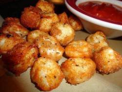 foodisperfection:  Mozzarella cheeseballs