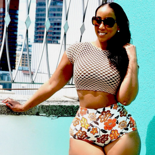 killerkurves:  Fabiola in rue107‘s ‘JONELLE’ Mocha Nude Crop Top & ‘AMANDA’ Dark Floral Bikini Bottom 