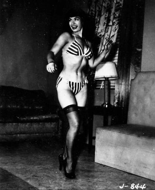 nebulously-burnished: Bettie Page photographed by Irving Klaw My Photo Edit