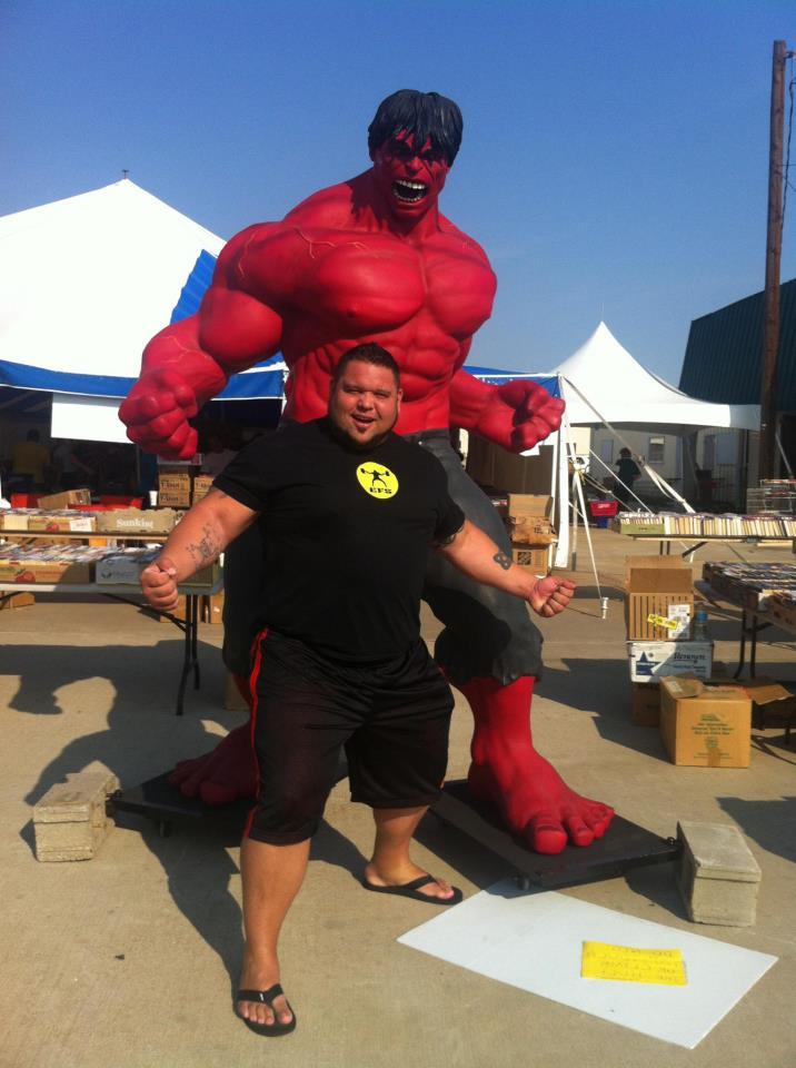 googleeatshit:  fuckingfatmuscle:  Hunky hulky  Socute!!