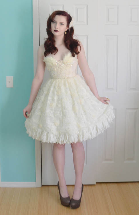 doxiequeen1:  Finally some pictures of this worn! Sure took me long enough. This piece came to life because I wanted to make a dress with a lot of texture that still managed to feel light and airy. I was a bit inspired by Marchesa dresses!I made it from