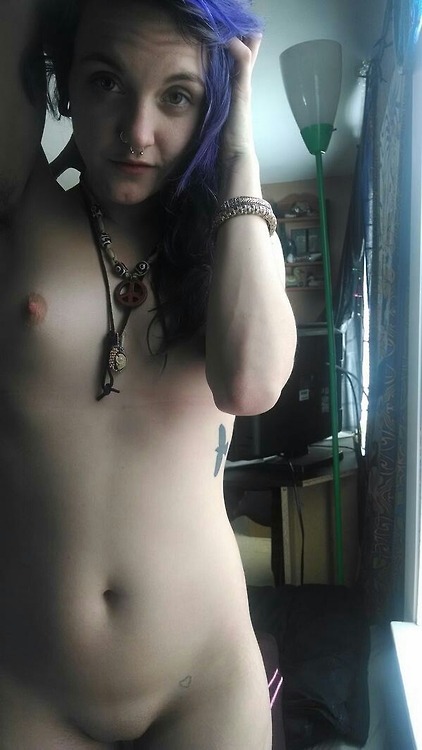 kurvcha53r:  masturbate—with—me:  Masturbate with Me - http://masturbate—with—me.tumblr.com