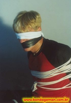 Fotos de BDSM gay