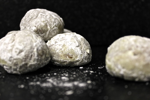 Chai-Spiced Almond Bites115g | unsalted butter, room temperature165g | powdered sugar, sifted2tsp | 