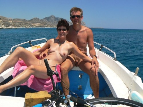 Parejas desnudas