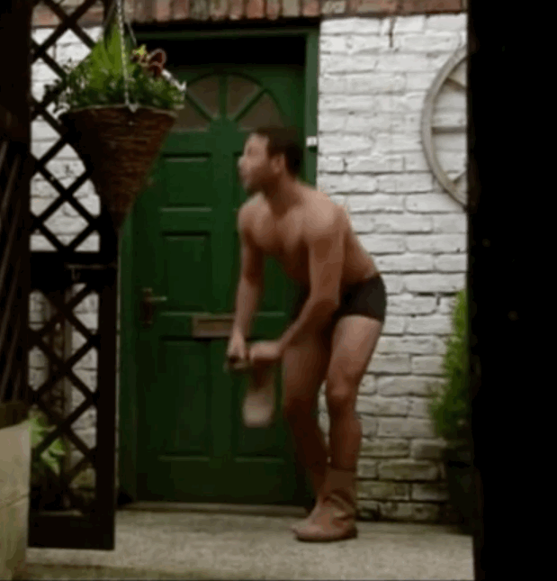 queensaver:  Ryan Thomas - chunky monkey… mmm.  