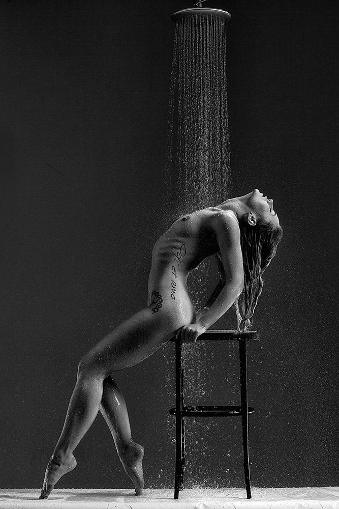 jai-envie-detoi:  nudes Photographer: Vincenzo Recchia   Model: Stella di Plastica