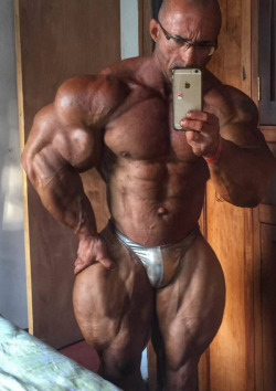 musclementoworship:  OK so its a morph. But its a HELL of a morph WOOF ! 