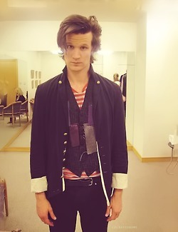 burnthelightsout:Photos taken on the days Matt Smith chose his 11th Doctor costume. Some pretty cool