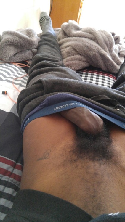 colombiaxxx1:  blkbugatti:  sohardritena: DAT BUSH SEXY AF Hung  I could easily get married