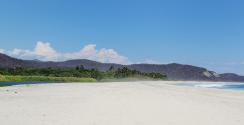 Where the lagoon meets the oceanBarra de la Cruz, Oaxaca, Mexico, March 2016. © 2016 Giulia Caleca. 