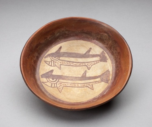 aic-americas:Plate Depicting a Pair of Fish or Sharks in Interior, Nazca, -180, Art Institute of Chi