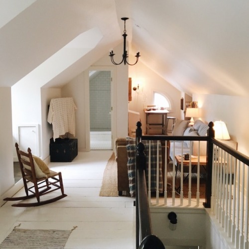 oldfarmhouse:Amanda| mama_watters @instagram