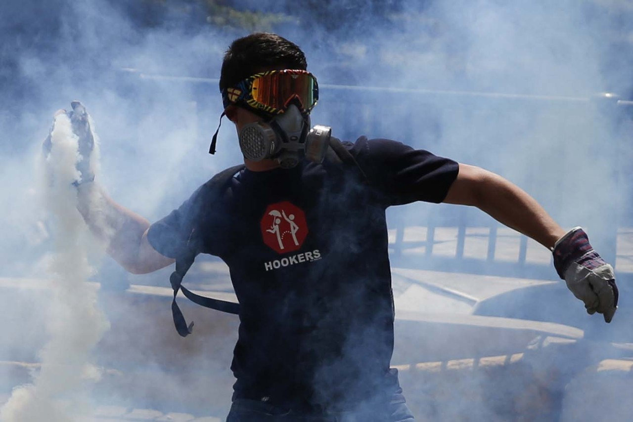 juancarls:  La represión del gobierno se mudó a Bello Monte… 20/03/2014.   