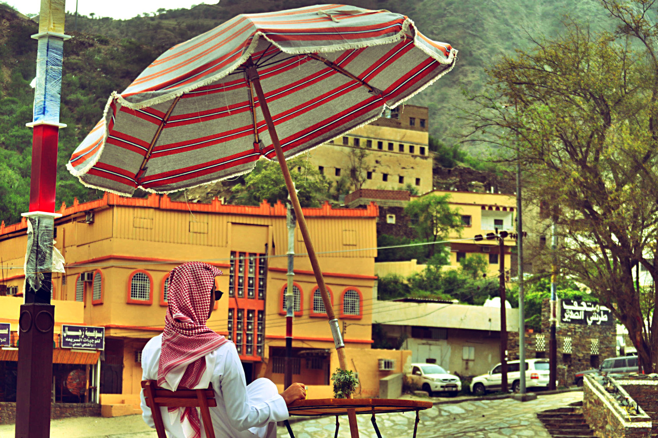 ma6azeez:  Abha, Saudi Arabia 3:45 pm