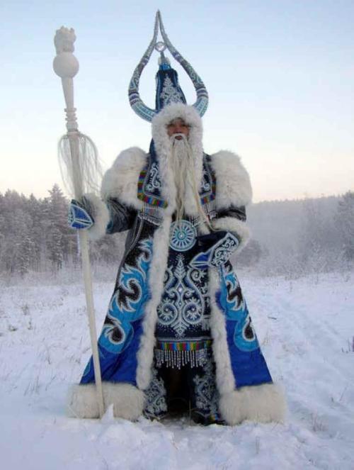 mechavomit:dr-archeville:typette:mechavomit:swoz:ellenkushner:universalbeauty:The Russian Santa Clau